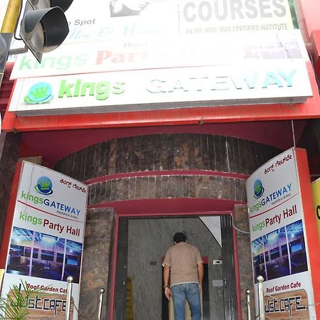 Hotel Kings Gateway Bangalore Exteriör bild
